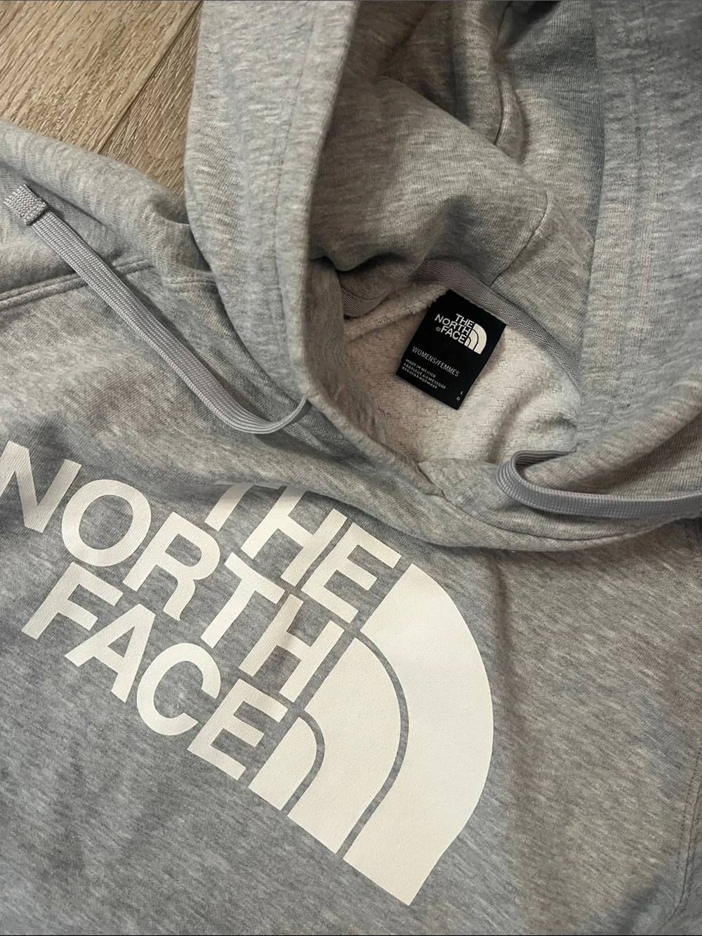 The North Face - Light Gray Logo Pullover Hoodie, Great Condition! Size L - Picture 5 of 10